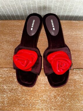 Birdies Velvet Burgundy Kitten Slides with Red Rose Accent